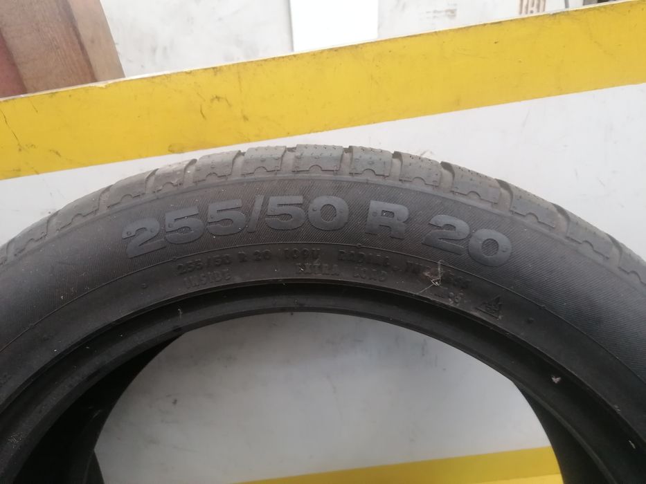 255/50/20. 2 Continental 109v iarna dot 2913.  7,50mm