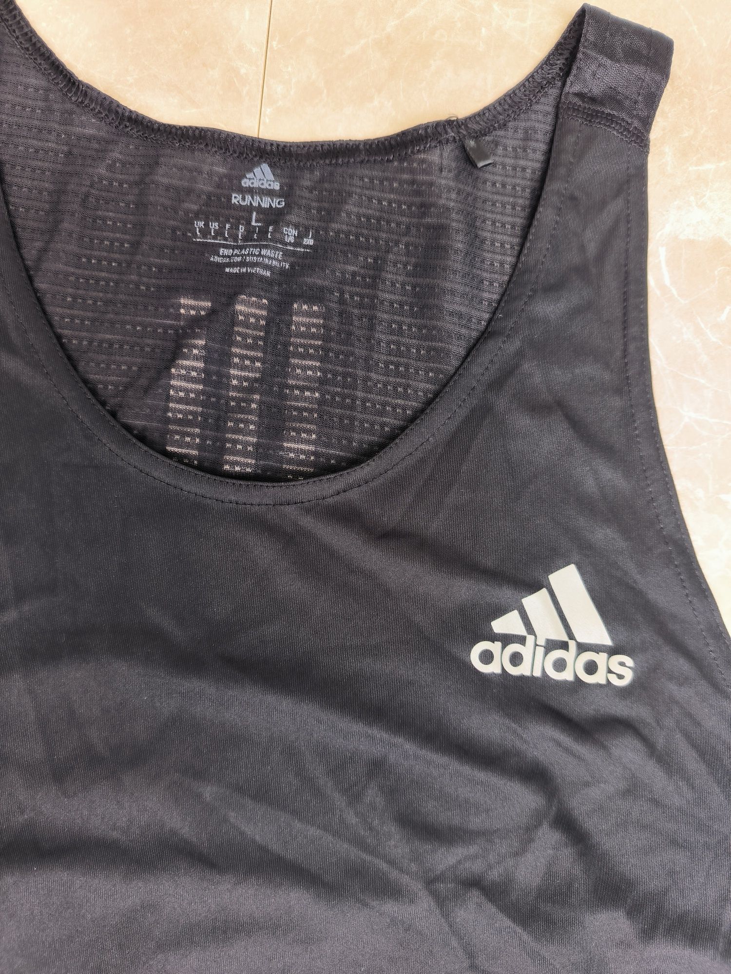 Adidas потник L размер