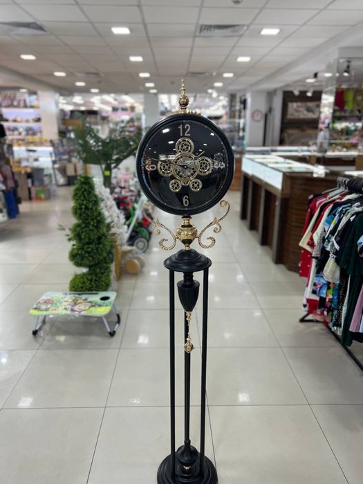 Xitoyda ishlab chiqarilgan dekor soat