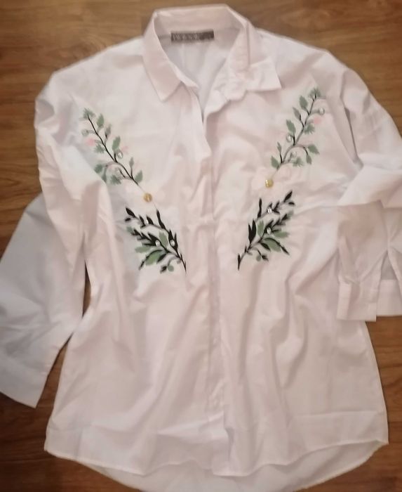 Нова дамска риза