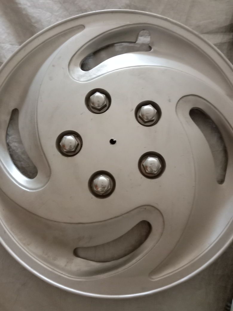 Колпаки автомобильные на R14