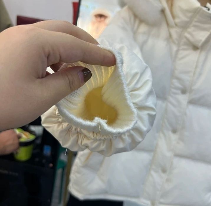 Ayollar uchun Kurtka puxavik i