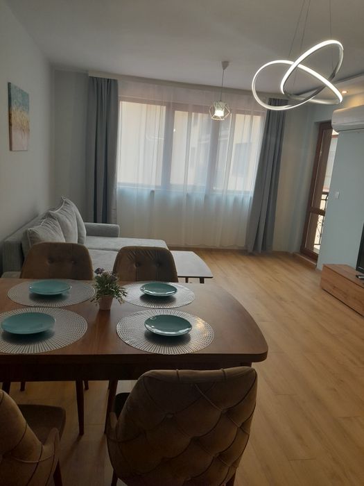 Продава се Двустаен апартамент в Варна, Електрон - 90 кв.м за 4 €/кв.м - Снимка #12