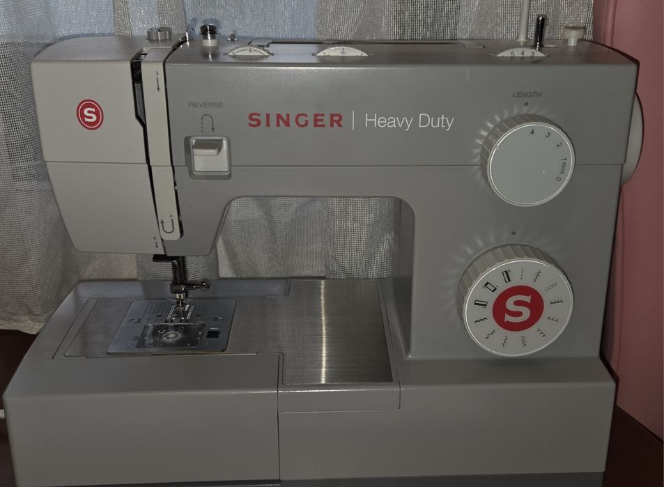 Singer heavy duty