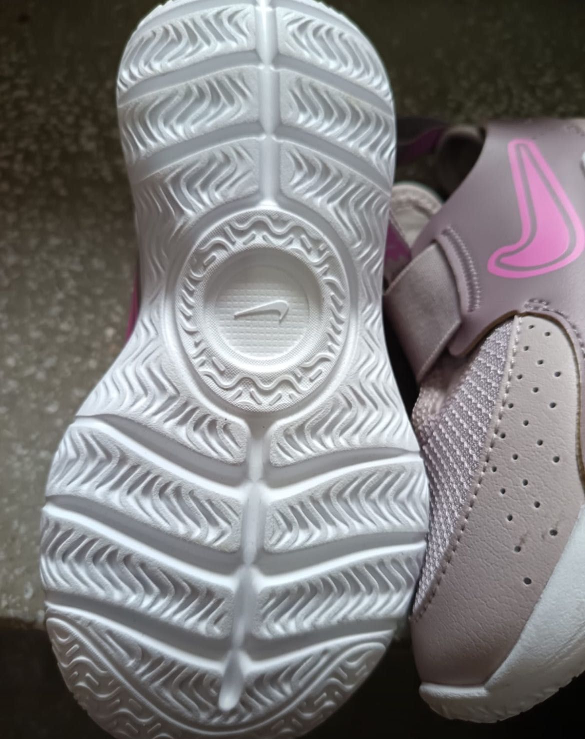 Маратонки Nike 27.5 номер