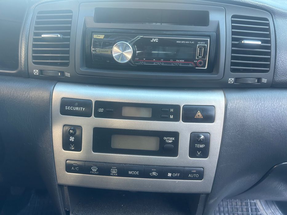 Тойота Корола 2.0 дизел 116 к.с. 2003 г. НА ЧАСТИ