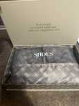 Орогинални часовници и Торбички GUESS
