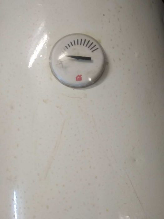 Водонагреватель Аристон 100 л. Б.у. Состояние хорошее.