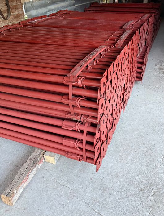 Шпризи / Подпори за куфраж под наем – 2 до 4 метра, чисто нови