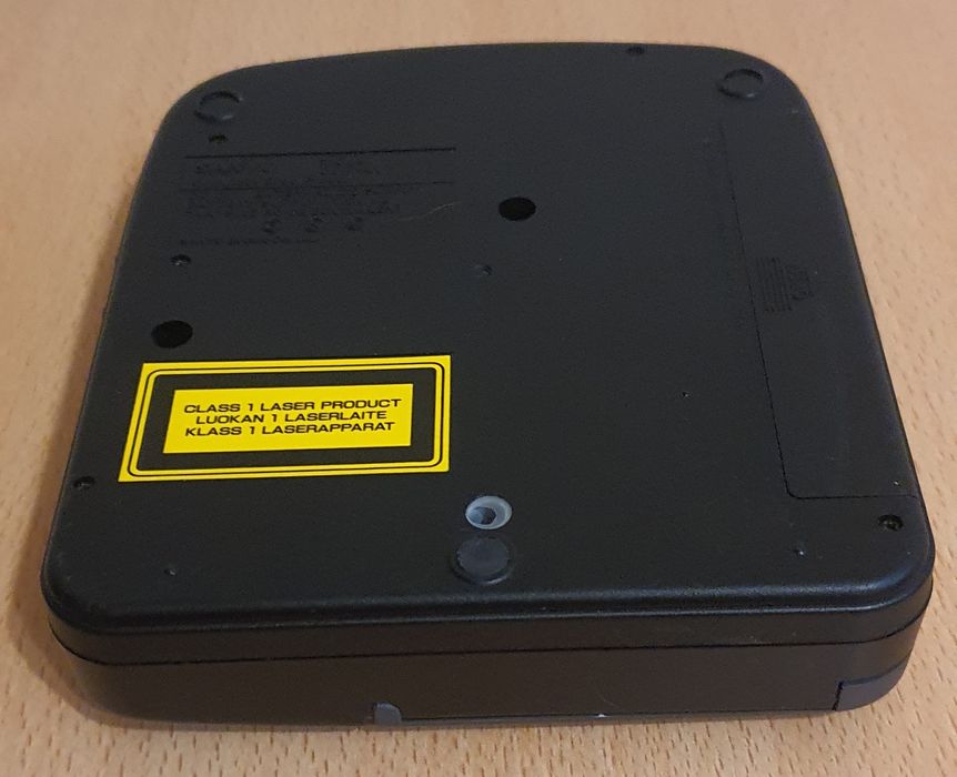 Vând CD Player Sanyo CDP-41