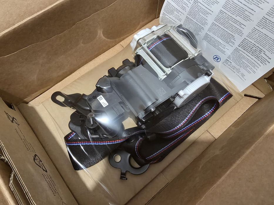 Centura X5 X6 X7 dreapta fata pasager M Originala BMW 72115A70912