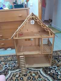Детский деревянный домик