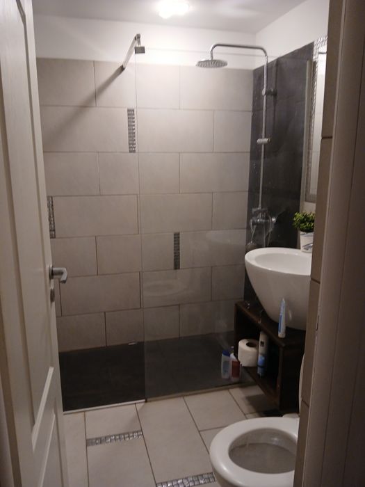 Închiriez garsoniera P-ța Progresul