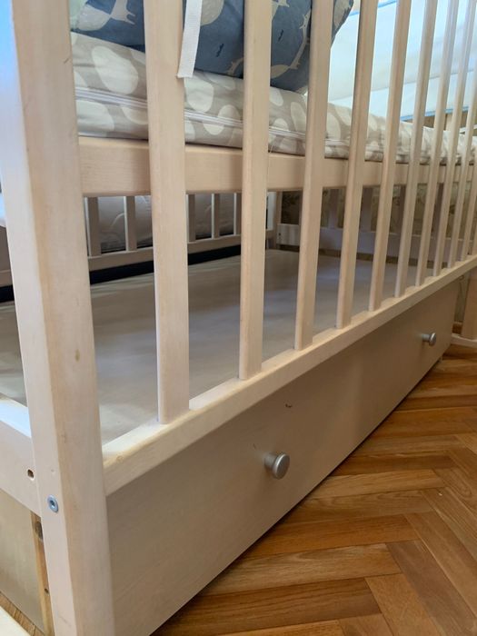 Манеж качалка в идеальном состоянии