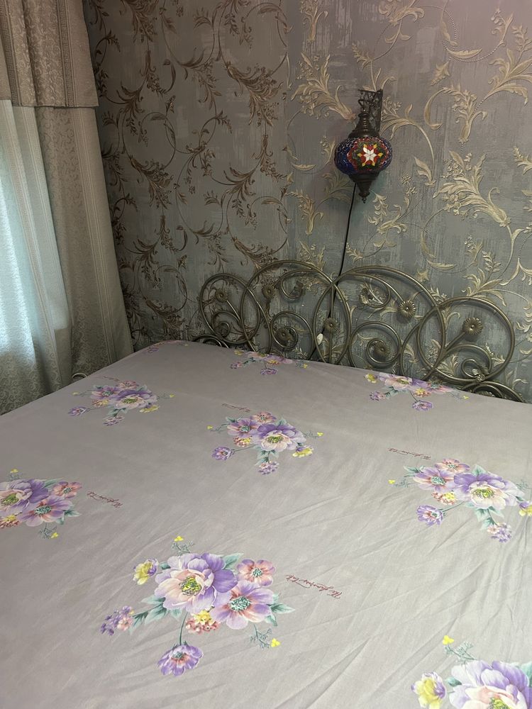 Продается двухспальная кровать
