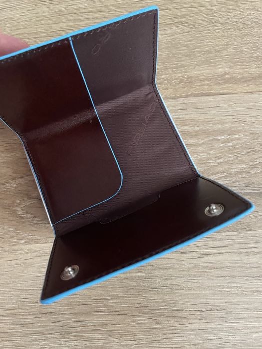 Portofel (card holder) marca premium Piquadro