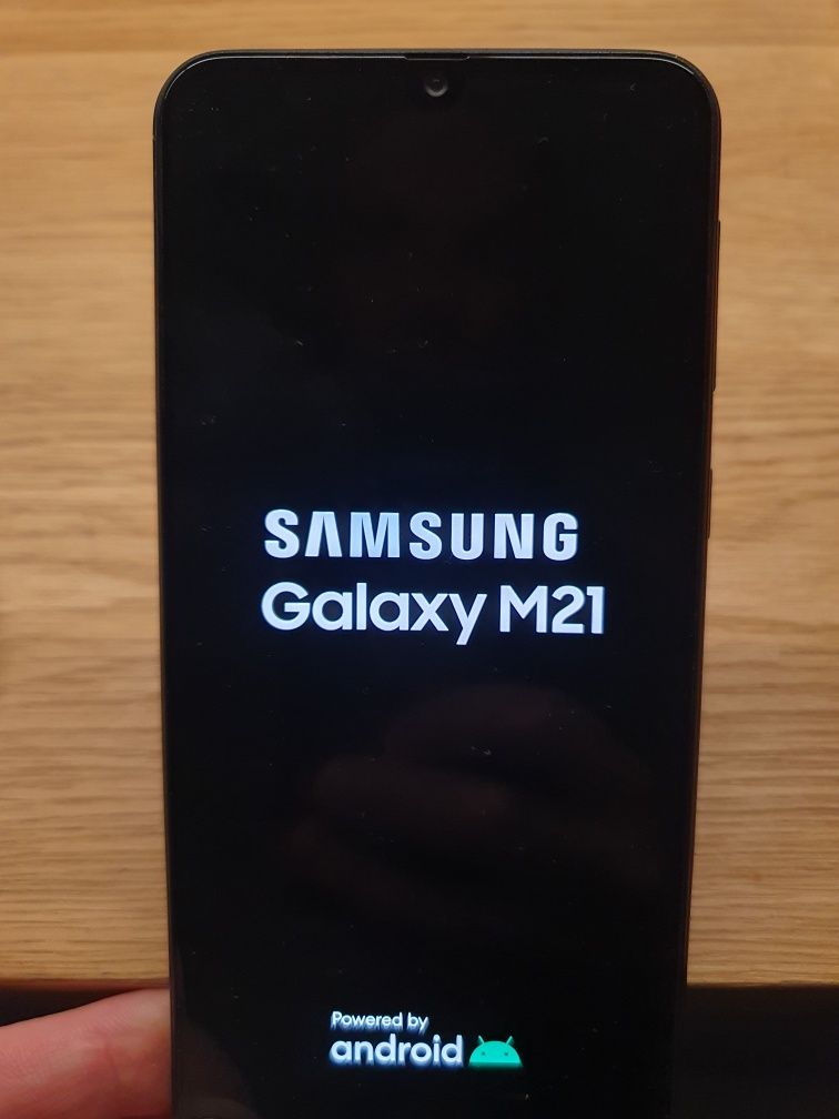 Vând Samsung galaxy M21 defect