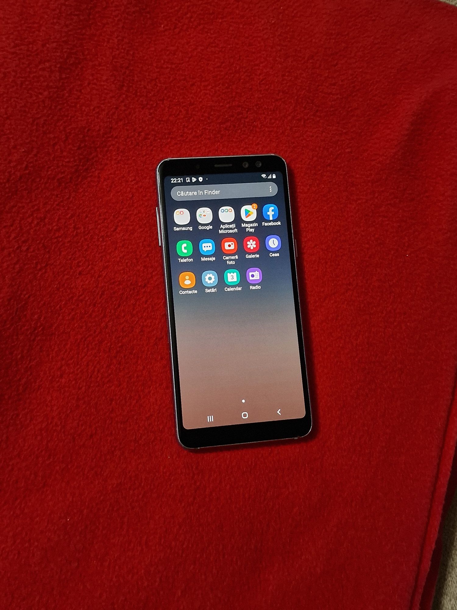 Samsung Galaxy A8 Orchid Gray 64Gb, Impecabil, Liber de rețea.