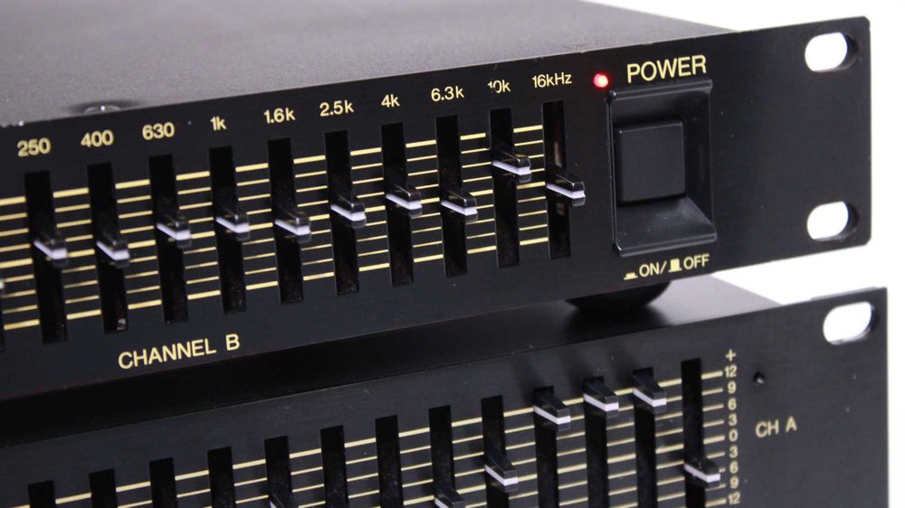 Egalizator Yamaha GQ2015A/Q2031A.