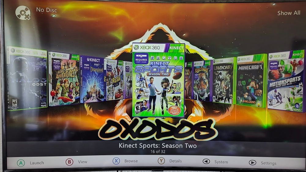 Jucarie Xbox 360 modat + kinect + 30 jocuri perfect functional