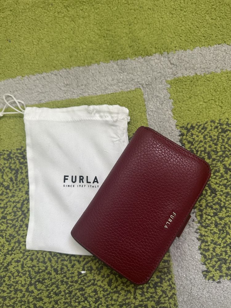 Протмоне Фурла/Furla