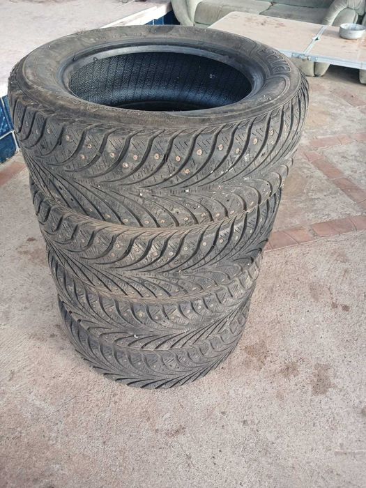 Продам автошины Sava R16