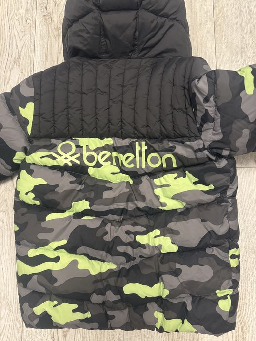 Продам детские куртки