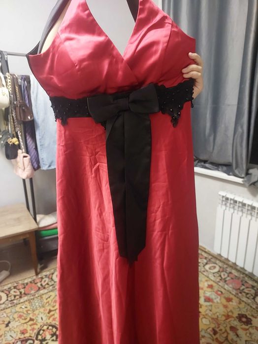 Вечерние платья разные