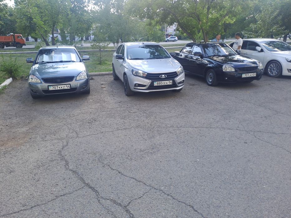 Продам автомобиль лада веста