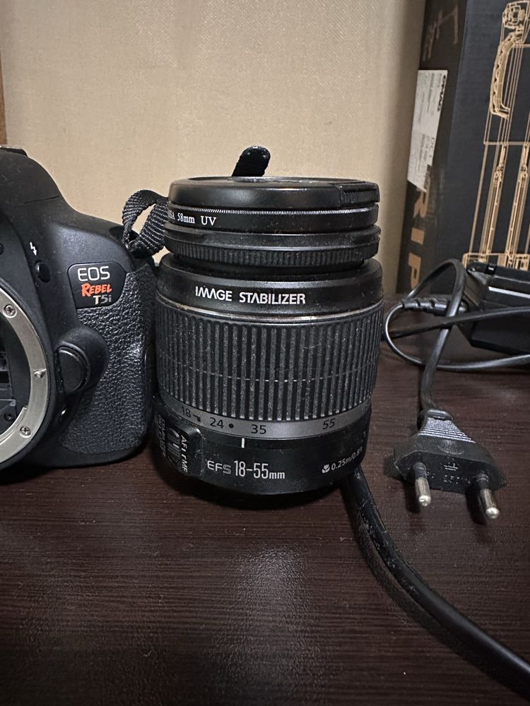 Canon eos Rebel T5i