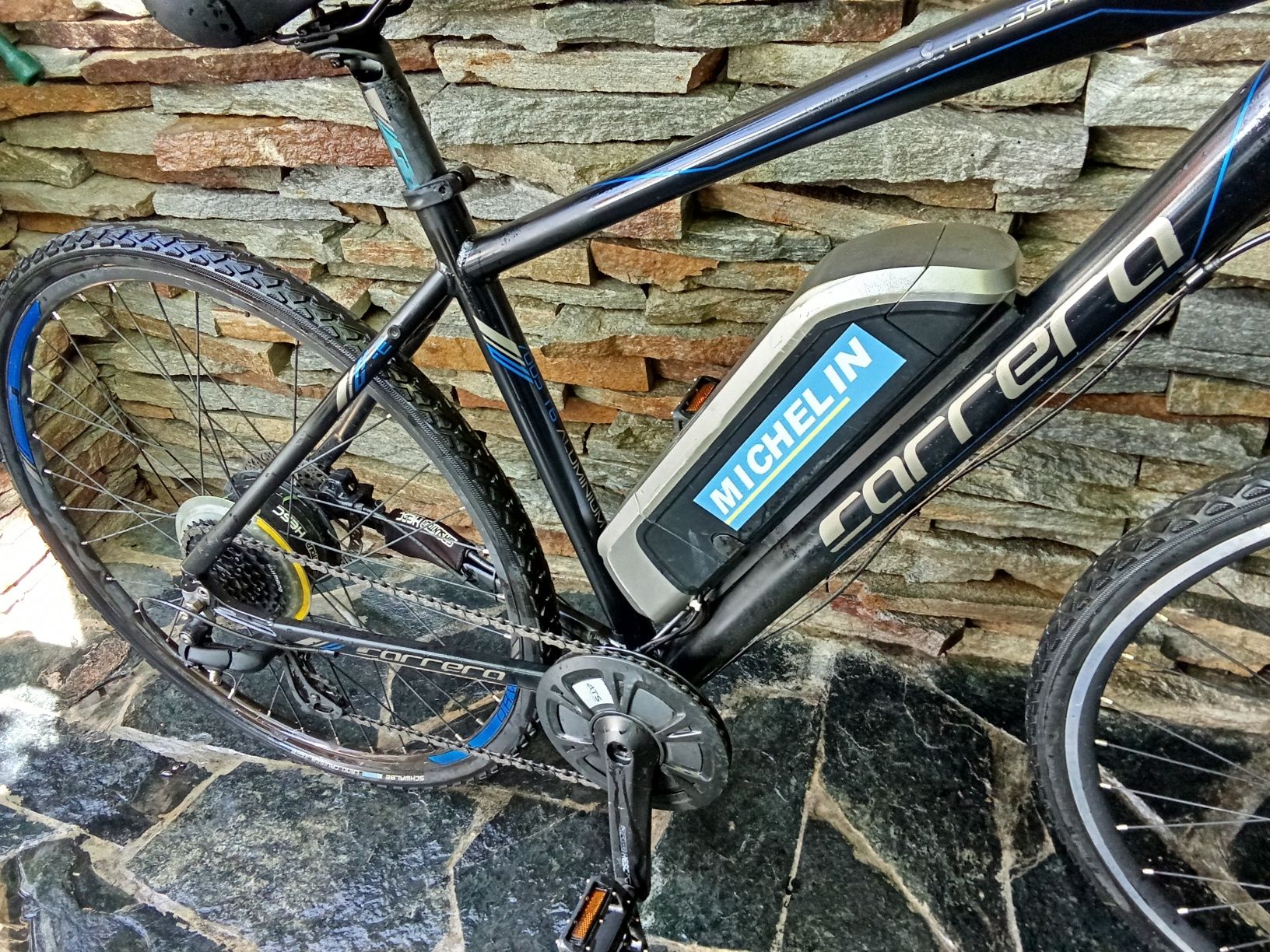 Електрически велосипед алуминиев CARRERA 500watts дискове