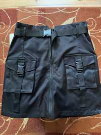 Sinsay черна пола с джобове и колани