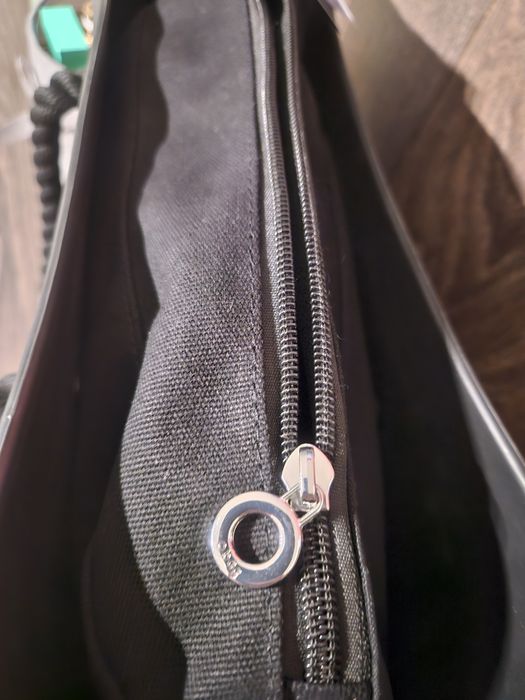 Нова черна чанта Obag