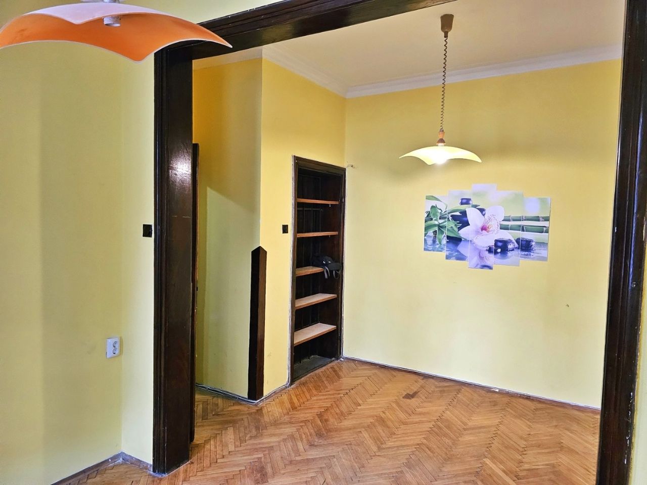 Дава се под наем Тристаен апартамент в София, Център - 65 кв.м за 510 € - Снимка #9