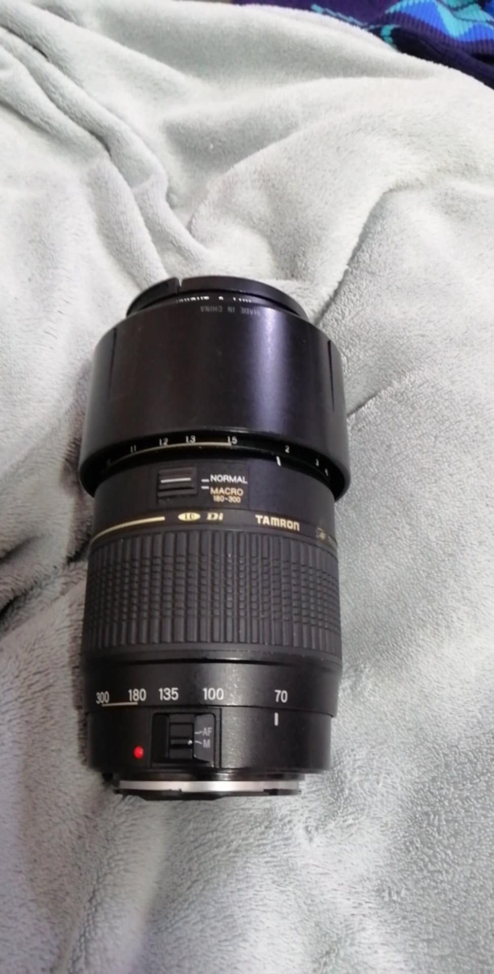 TAMRON 70-300mm F/4-5.6 Di Tele-Macro (1:2) за  Canon