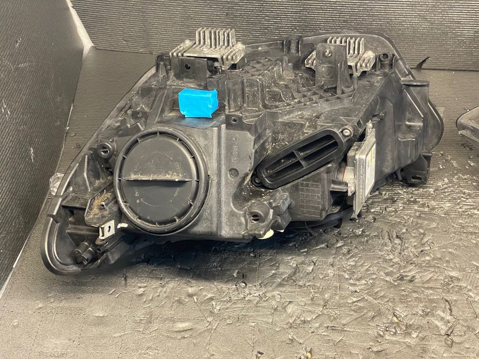 Far Faruri Bmw seria 1 F20 Bixenon