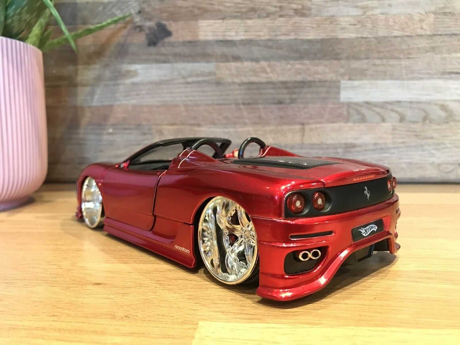 Метална количка Hot Wheels Ferrari 360 Spider 1/24 Dropstars Custom