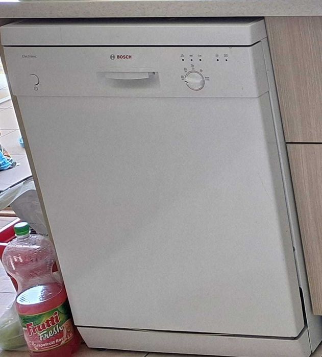 Masina de spalat vase BOSH, 60 cm, independenta, mare