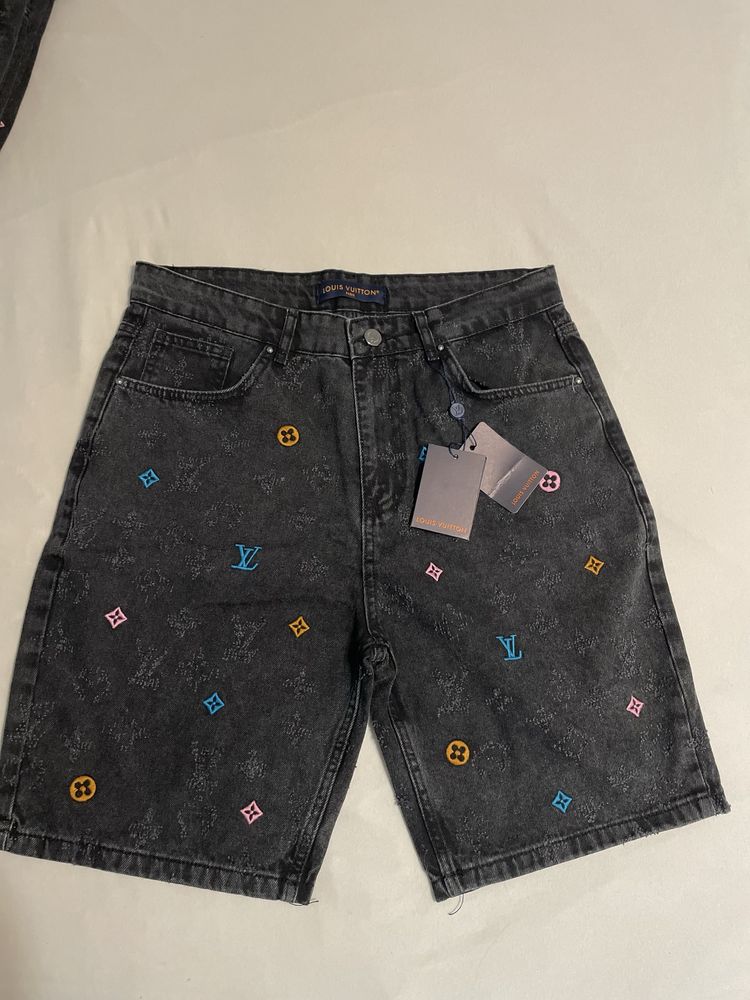 Blugi scurti Louis Vuitton