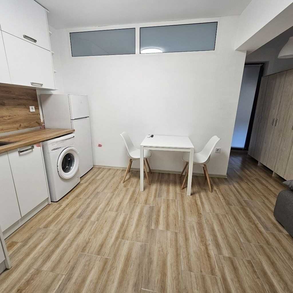 Дава се под наем Двустаен апартамент в София, Зона Б-5 - 60 кв.м за 433.5 € - Снимка #1