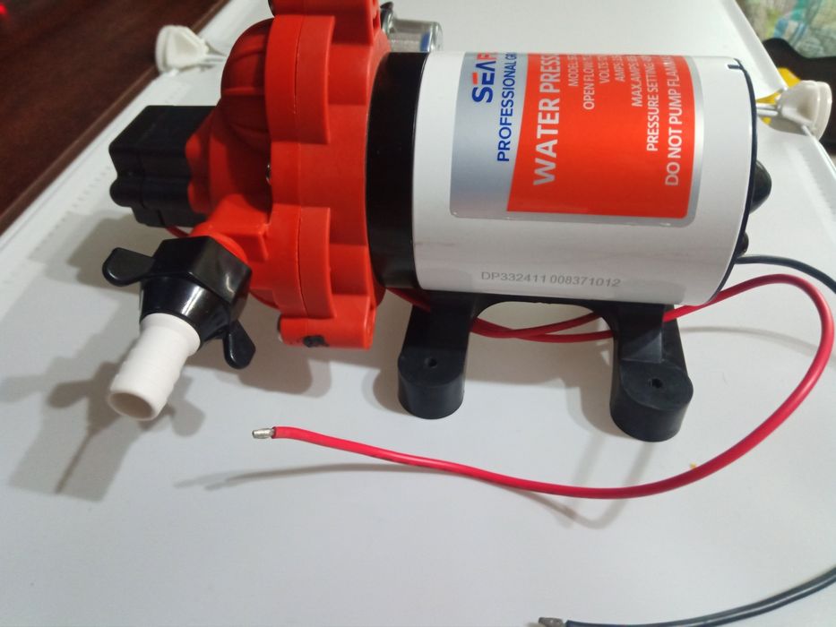 Помпа мембранна 12 волта