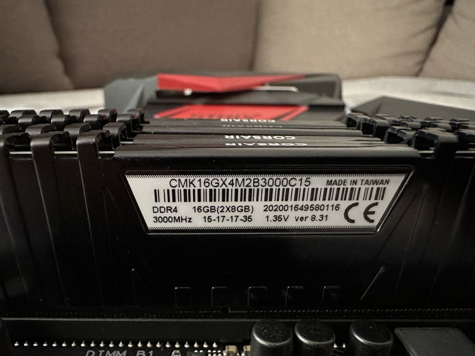 Vand Placa de baza + procesor + RAM