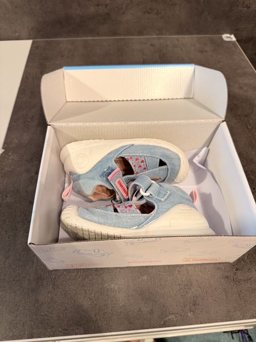 Sandale Biomecanics copii, mărimea 22 – stare excelentă