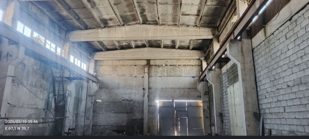 SROCHNA Sex sotiladi, sex tayyor ichida 5 tonn kranlar ishlab turibdi.