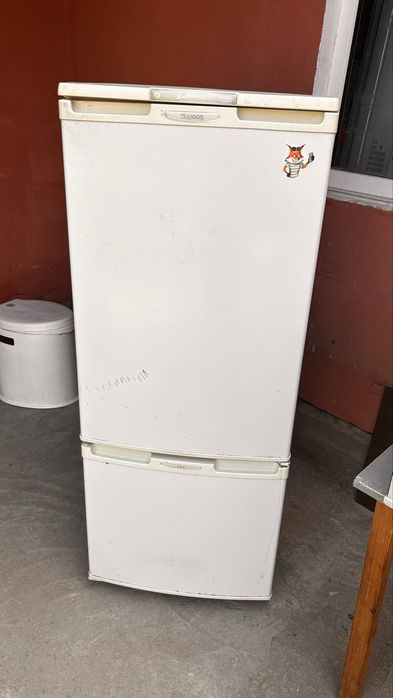 Холодильник бирюса