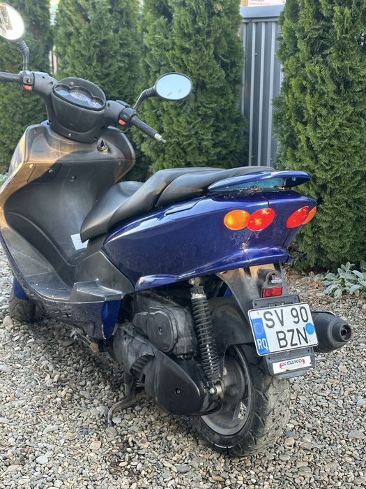 Yamaha T-max 150