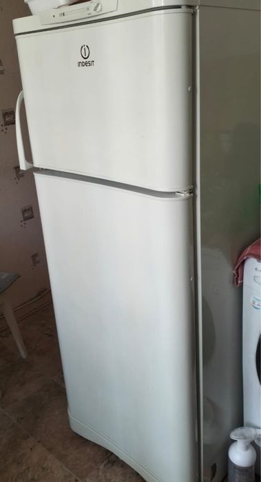 холодильник рабочий