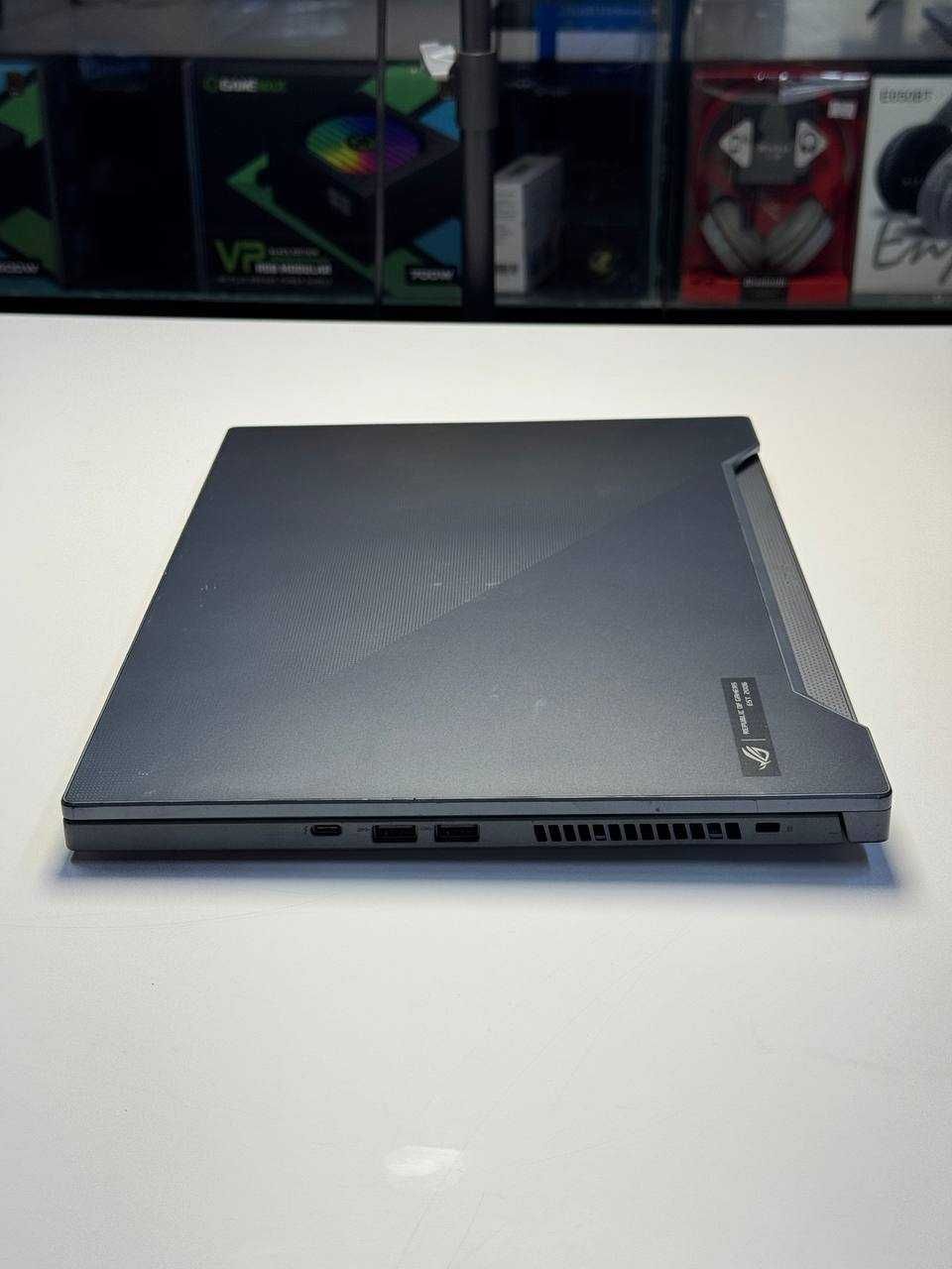 Asus Rog Zephyrus i7-10th gen