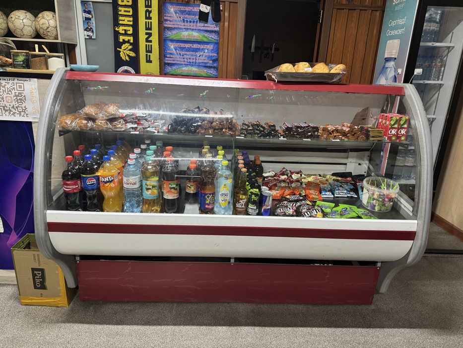 Продам ветринный холодильник