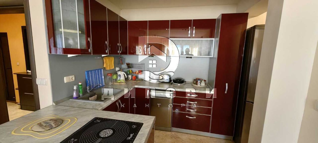 Продава се Тристаен апартамент в Стара Загора, Операта - 94 кв.м за 1543 €/кв.м - Снимка #4